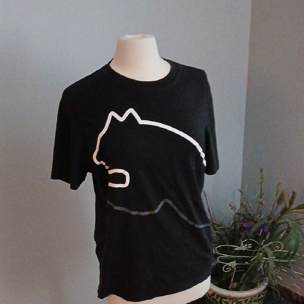 Puma Black Short Sleeve Tee with Cat Outline